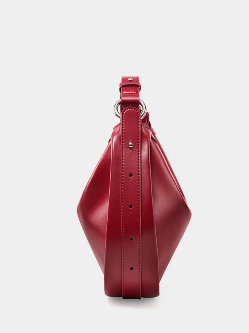 Bolsa Feminina de Ombro Meia Lua em Couro com Alça Ajustável - Camille