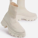 Bota Tratorada Brentwood  Feminina Cano Curto Sem Cadarço