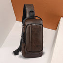 Mochila Transversal Masculina em Couro Italiano