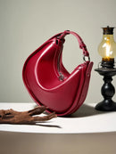 Bolsa Feminina de Ombro Meia Lua em Couro com Alça Ajustável - Camille