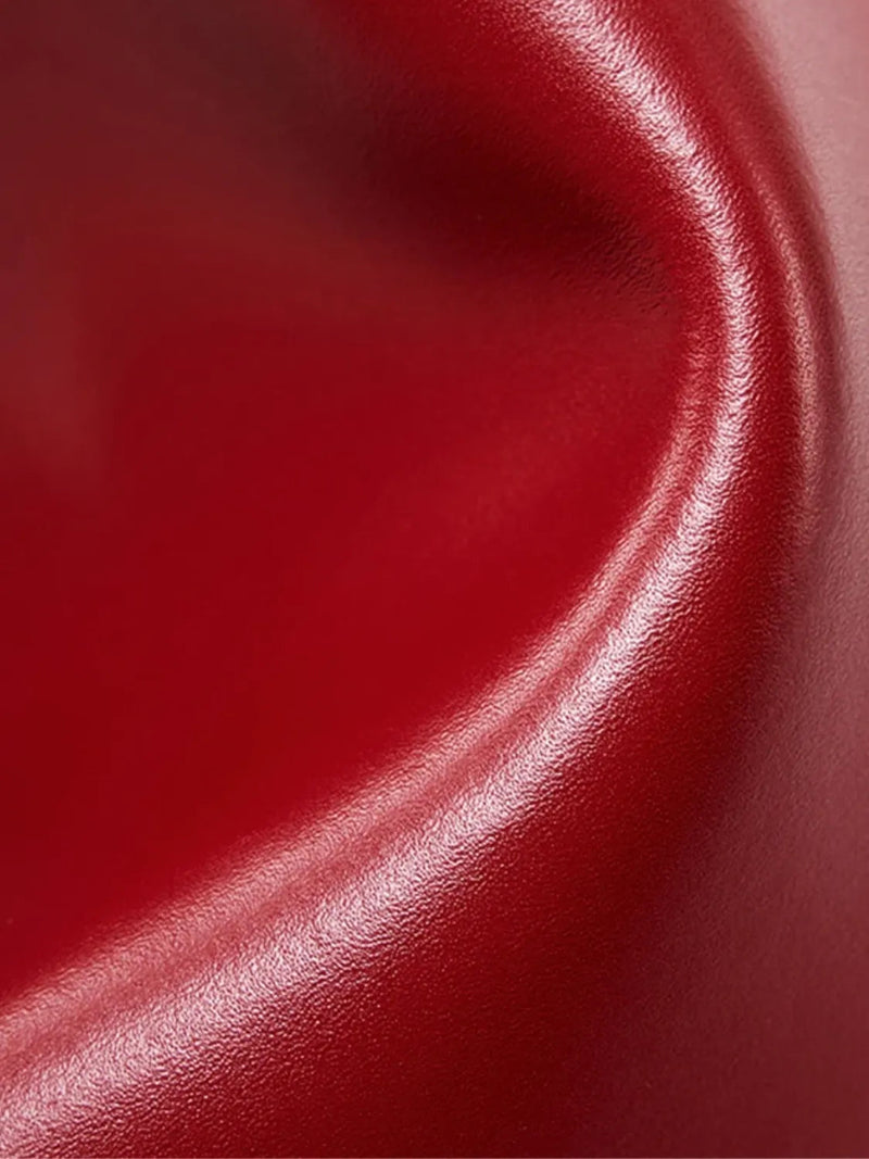 Bolsa Feminina de Ombro Meia Lua em Couro com Alça Ajustável - Camille