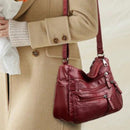 Bolsa Transversal Feminina em Couro Genuino - Stephan Ferrera