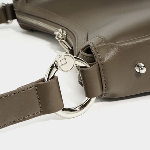 Bolsa de Ombro de Couro Minimalista Eugénie