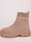 Bota Tratorada Brentwood  Feminina Cano Curto Sem Cadarço