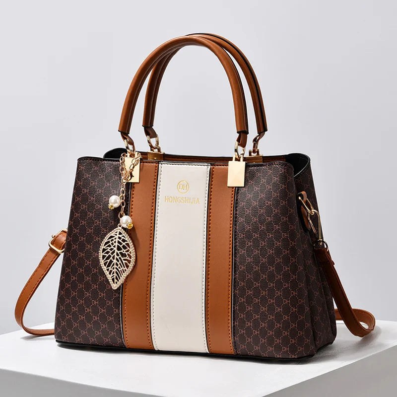Bolsa Feminina em Couro Genuino - Premium DH