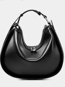 Bolsa Feminina de Ombro Meia Lua em Couro com Alça Ajustável - Camille