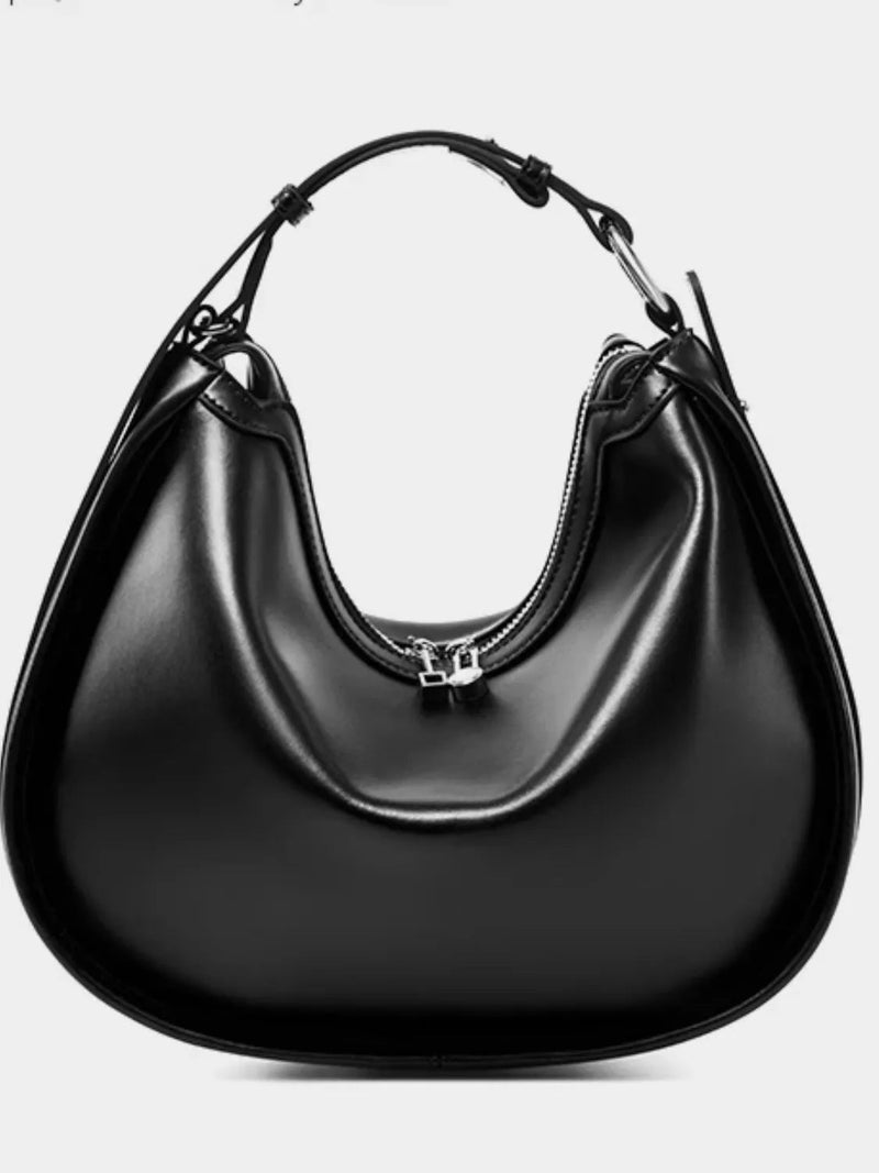 Bolsa Feminina de Ombro Meia Lua em Couro com Alça Ajustável - Camille